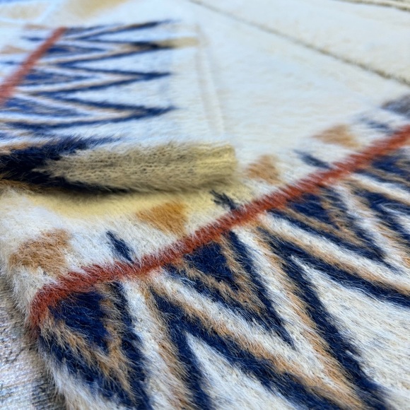 Like new Anthropologie Maya Aztec Kimono Cardigan. One size.Super soft and cozy. - Picture 5 of 6